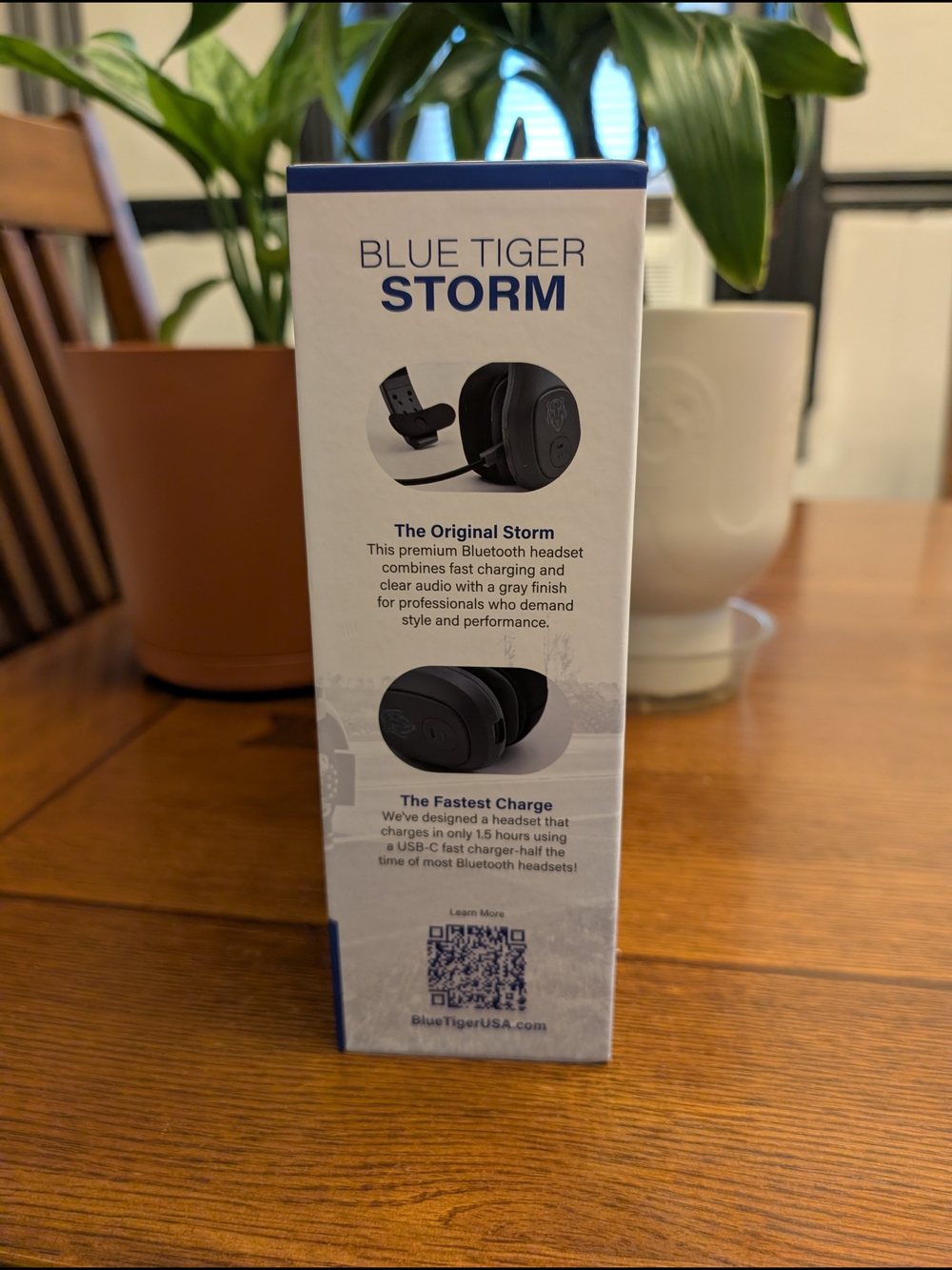 Blue Tiger Storm Bluetooth Headset - Black & Blue - Picture 2 of 3